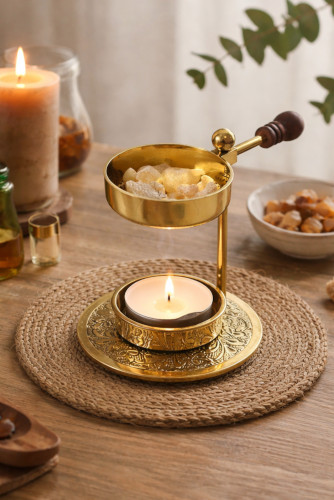 Räucherstövchen mit Weihrauch