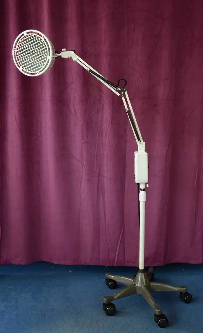 TDP-Lampe Modell CQ-36 - Stehlampe für die Behandlung mit therapeutischem Infrarotlicht